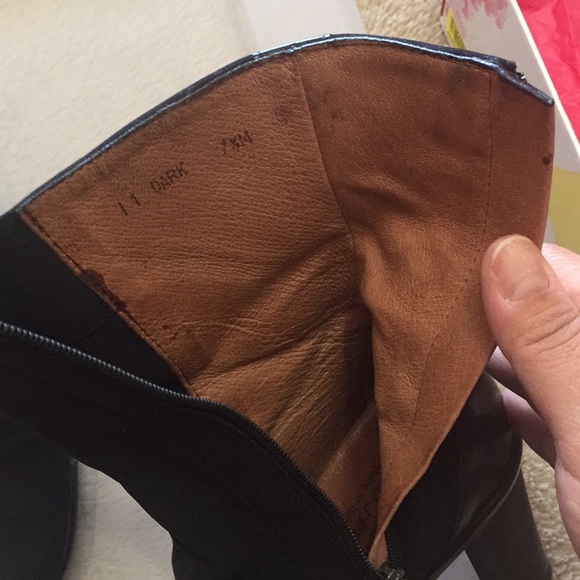 Donald Pliner boots size 7.5 - Picture 6 of 6